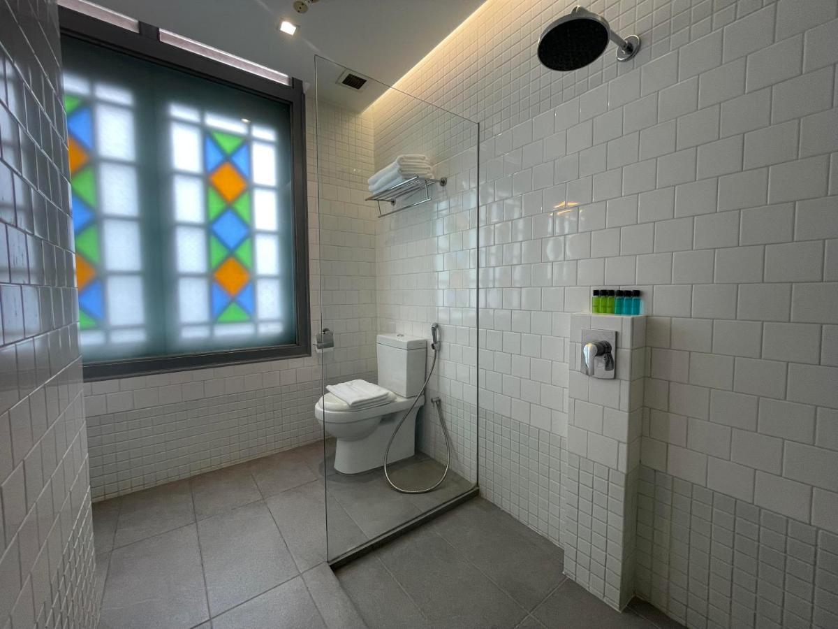 The Assembly Place, A Co-Living At Mayo Hotell Singapore Exteriör bild