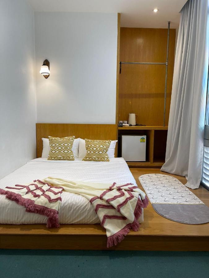 The Assembly Place, A Co-Living At Mayo Hotell Singapore Exteriör bild